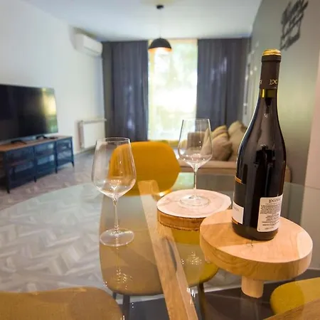 аpartment Near Airport *